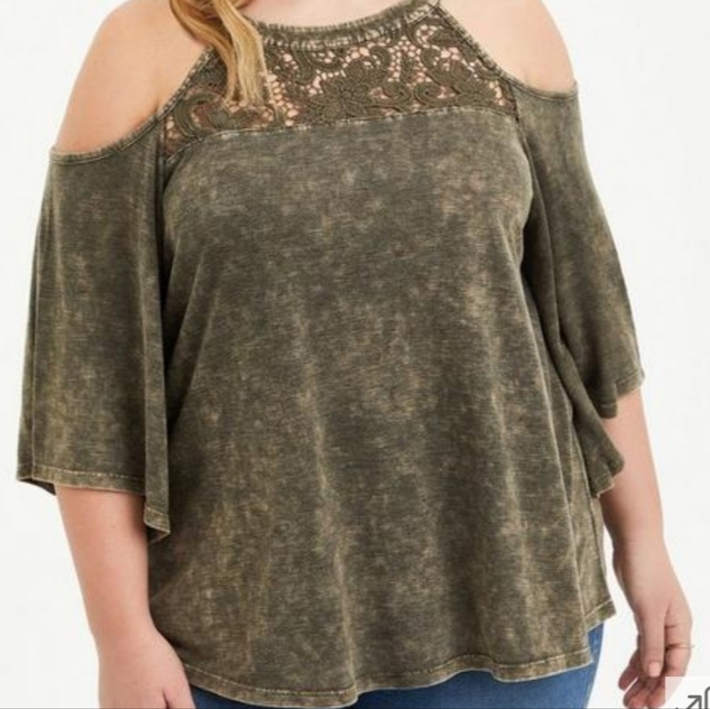 Torrid Knit Jersey Cold Shoulder Crew Neck Lace Inset Size 0